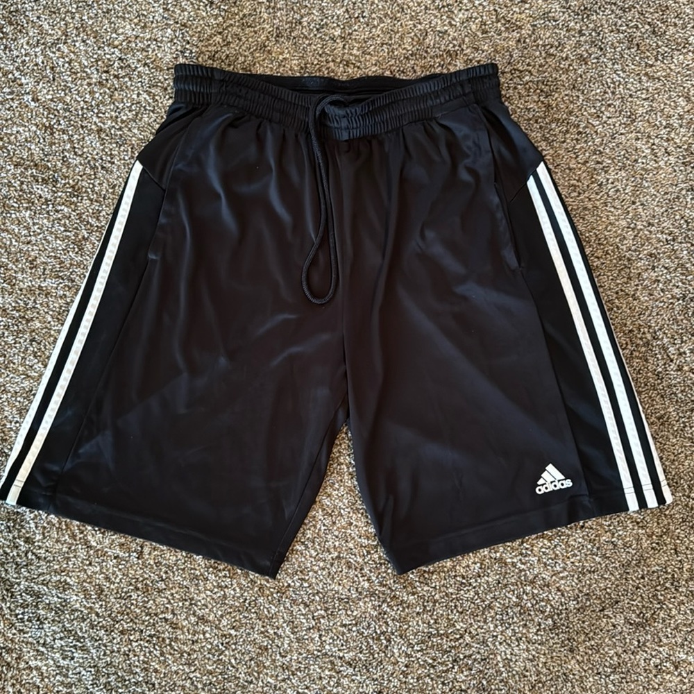 Men’s Adidas black size Large athletic shorts